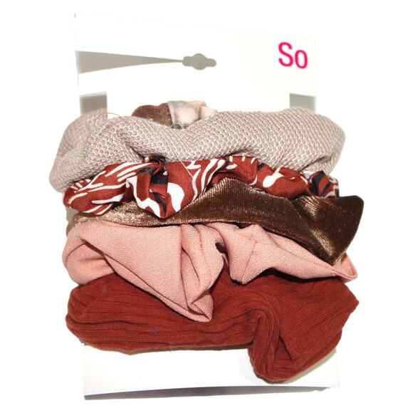 So 5 pack of Scrunchies NWT - Picture 1 of 2